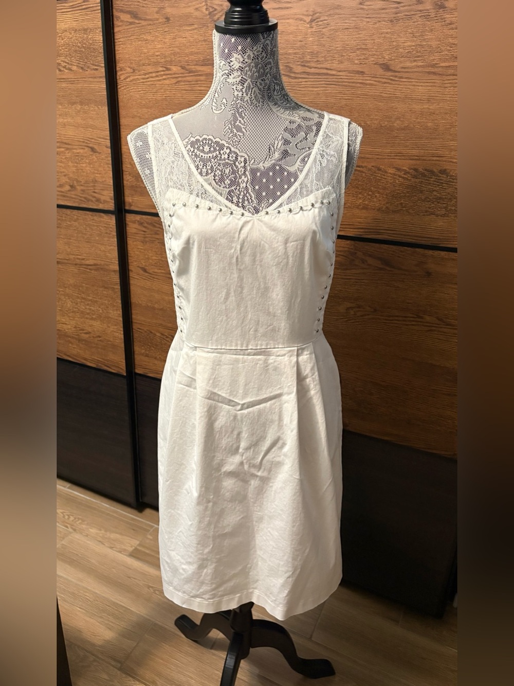 Tristan White Lace-Trim Sleeveless Summer Dress